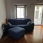 Apartment Cozy Near Como, Sleeps For 2 *