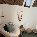 Cozy Near Como, Sleeps For 2 Apartment Maslianico